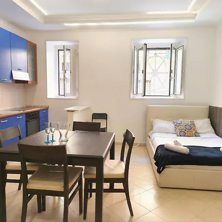 公寓 Carma32 - Brightful Close To Citycenter